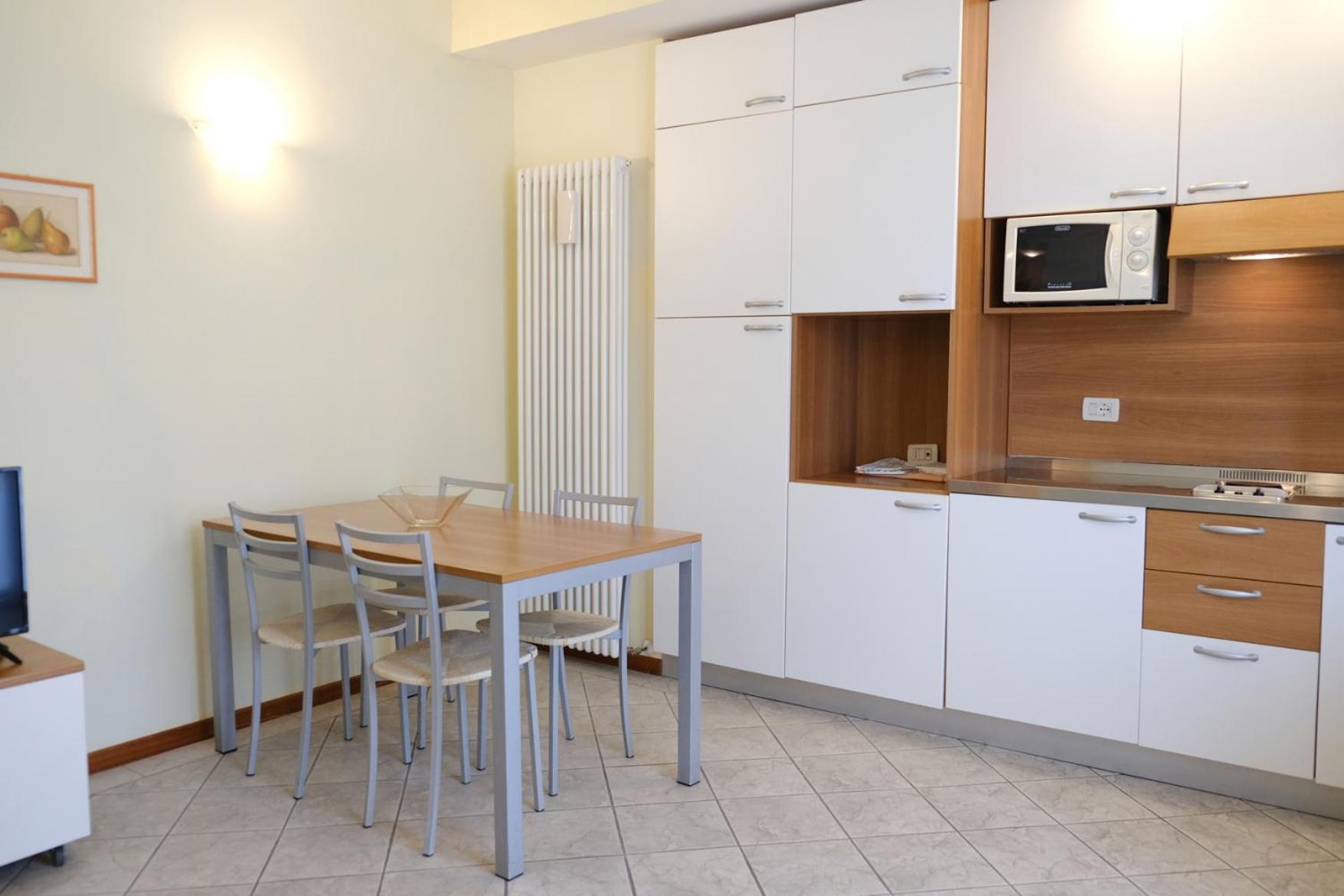 Residenza Carracci Aparthotel Bologna Esterno foto