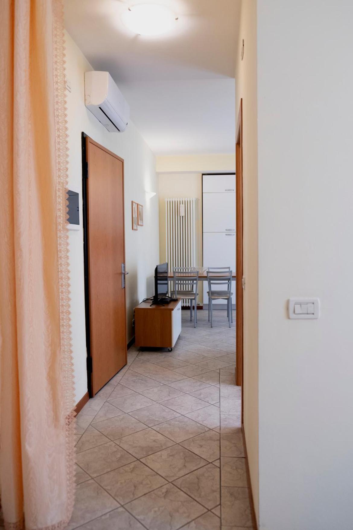 Residenza Carracci Aparthotel Bologna Esterno foto