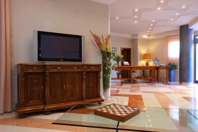 Residenza Carracci Aparthotel Bologna Esterno foto