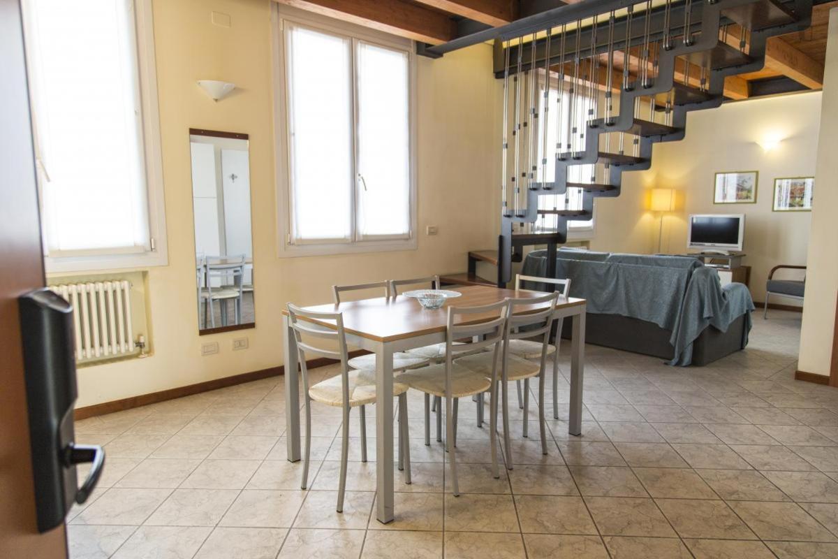 Residenza Carracci Aparthotel Bologna Esterno foto