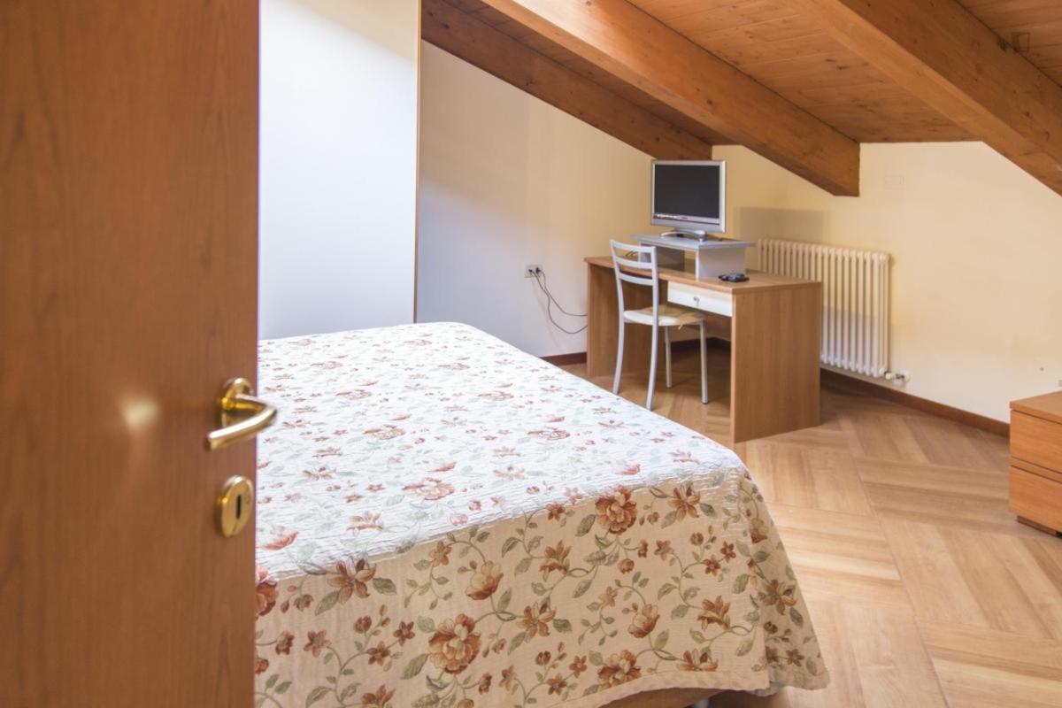 Residenza Carracci Aparthotel Bologna Esterno foto